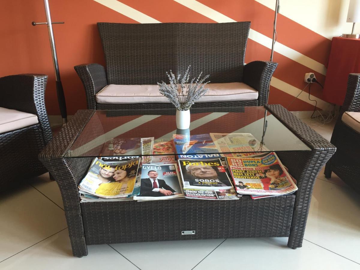 City Hotel Agoston Pecs Luaran gambar