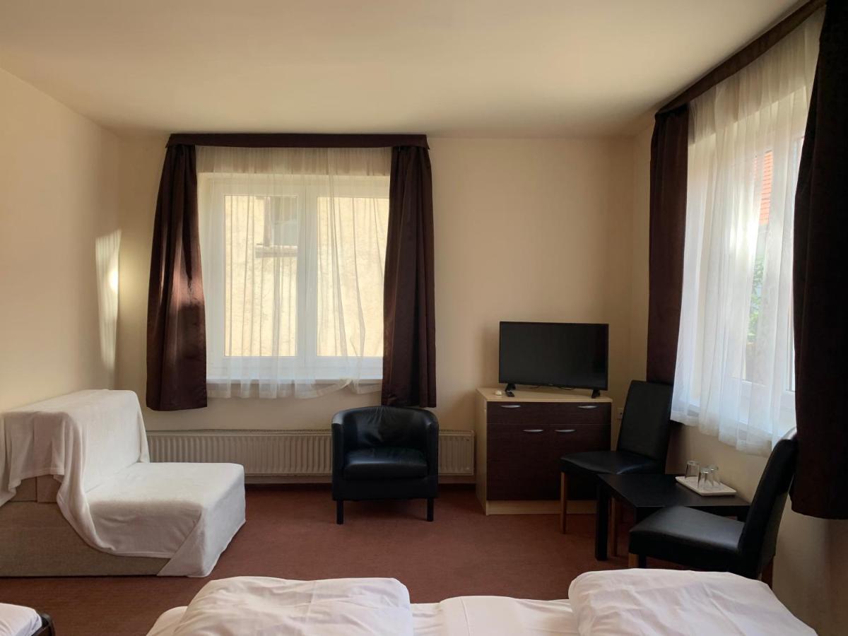City Hotel Agoston Pecs Luaran gambar